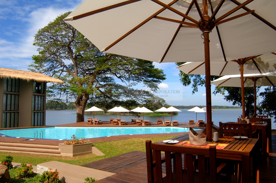 THE  SAFARI - TISSAMAHARAMAYA, SRI LANKA